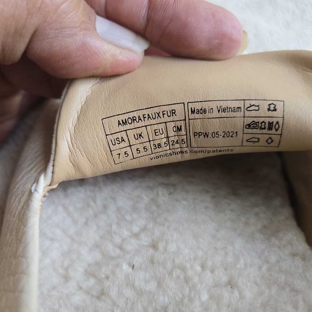 Vionic Amora Faux Fur Slippers